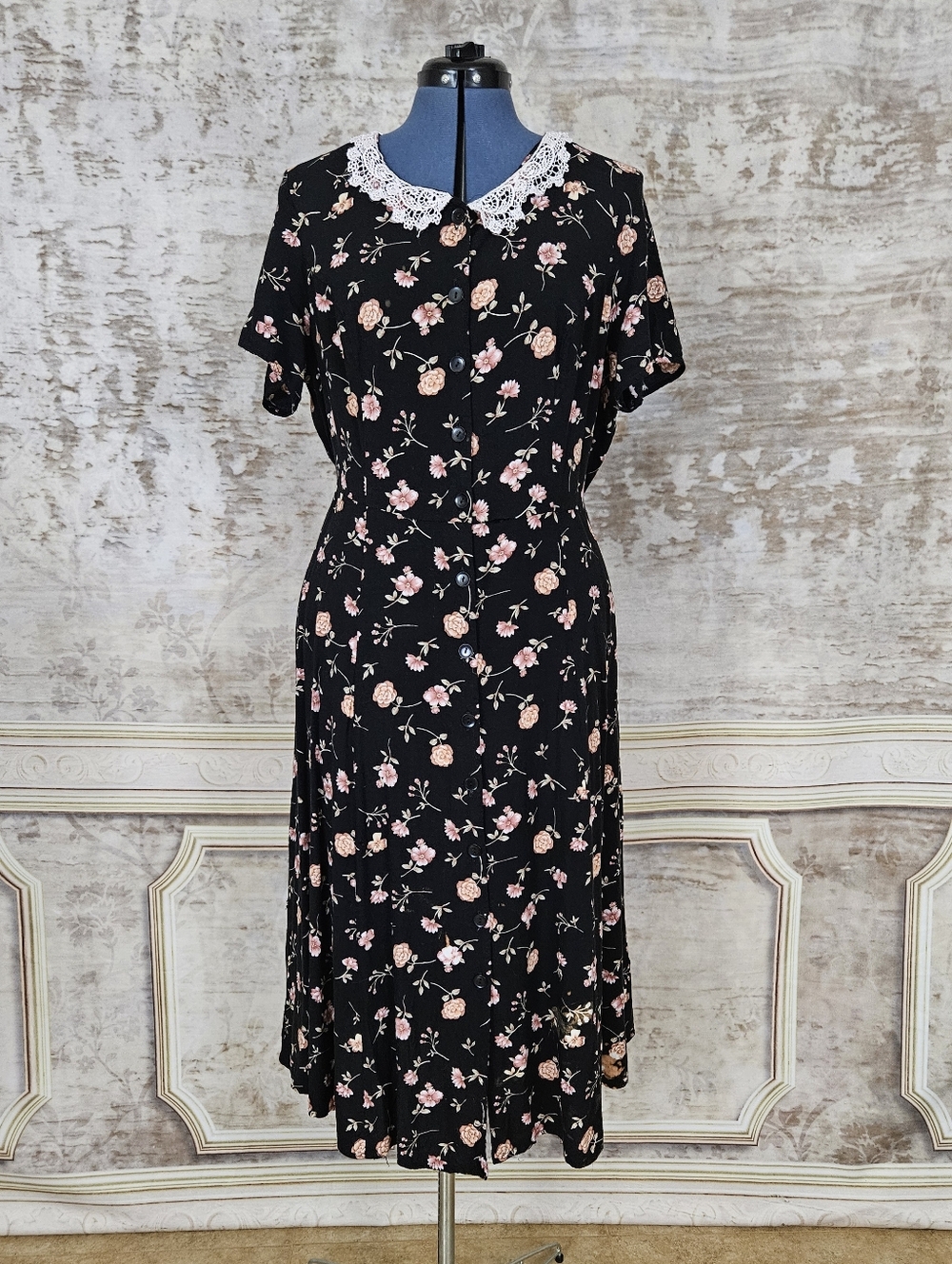 Vintage 1990s Floral Dress L Lace Tie Back 90s RomCom Cottagecore School Teacher